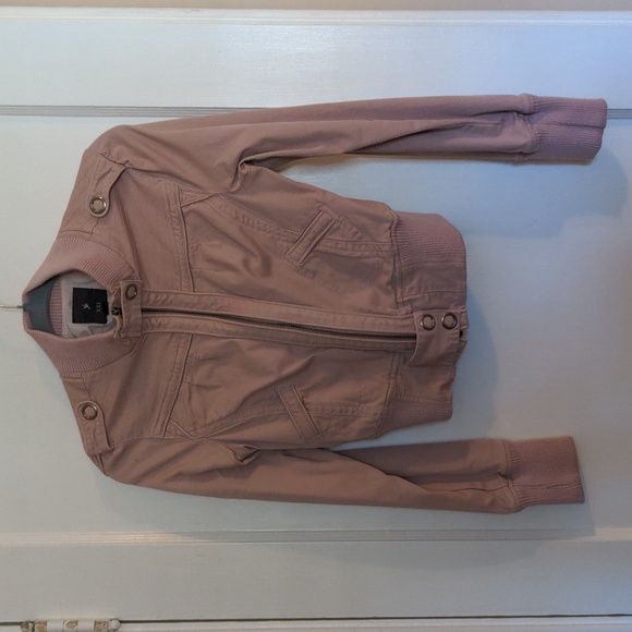 Jacket - Picture 2 of 3